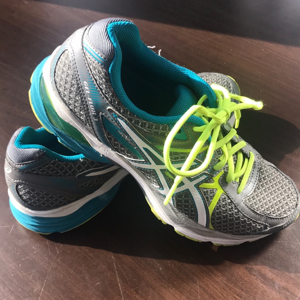ASICS Gel Flux 3 Size 9